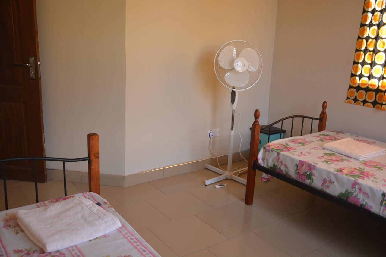 The Accra Backpackers Hostel Esterno foto