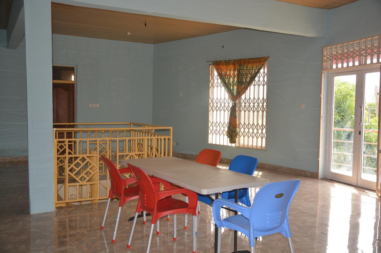 The Accra Backpackers Hostel Esterno foto