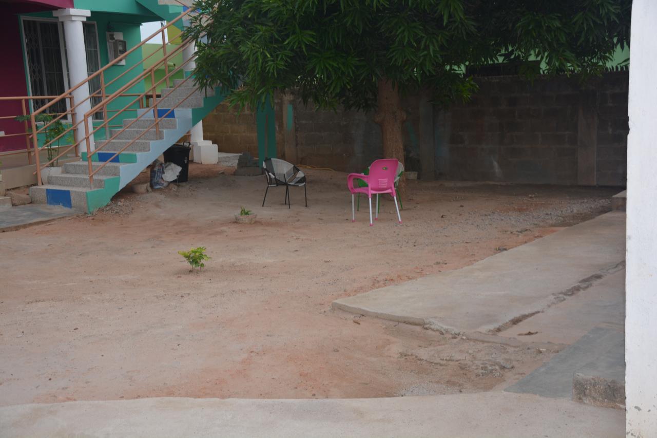 The Accra Backpackers Hostel Esterno foto